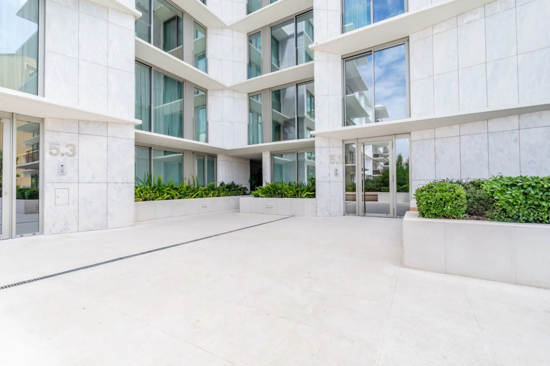 Simili Bayline – Luxury Beachfront & Spa, fotografia 6 de 38