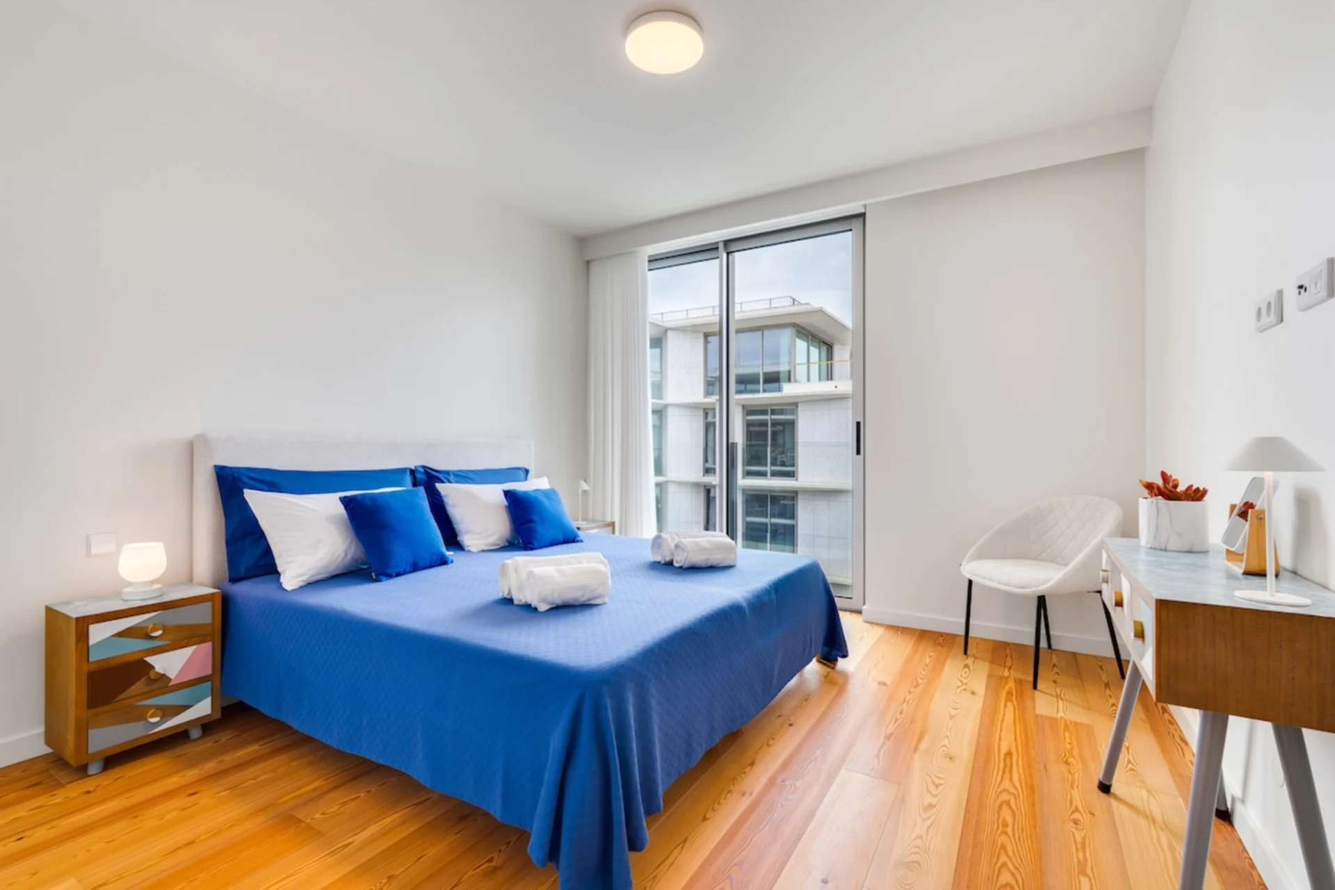 Simili Bayline – Luxury Beachfront & Spa, fotografia 16 de 38