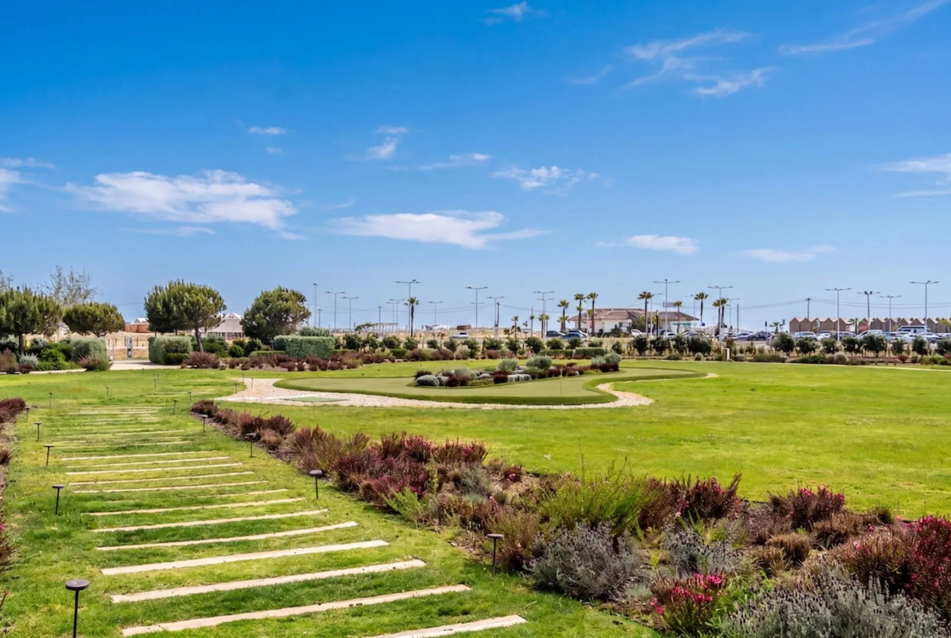 Simili Bayline – Luxury Beachfront & Spa, fotografia 19 de 38