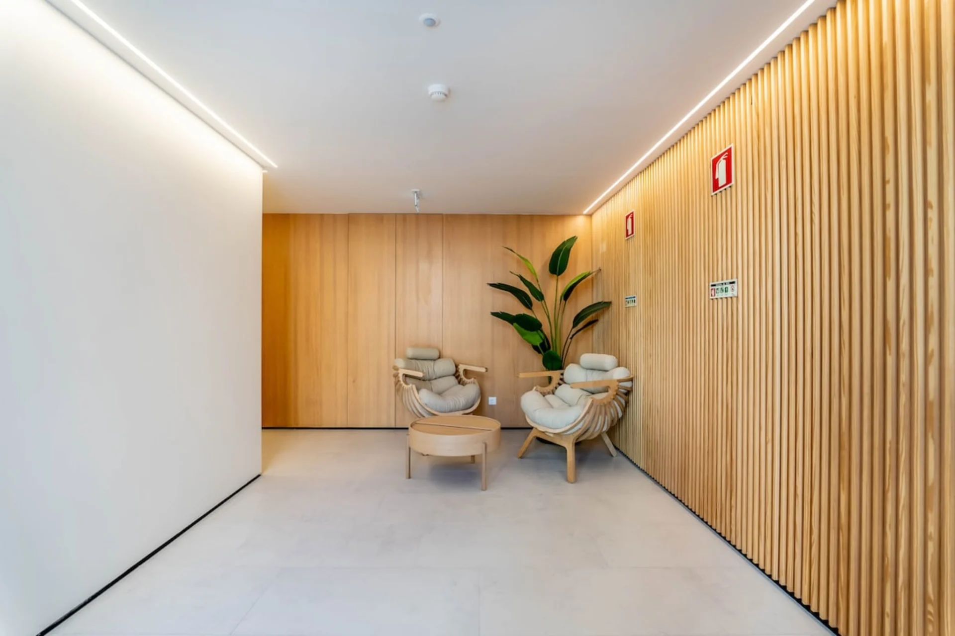Simili Bayline – Luxury Beachfront & Spa, fotografia 20 de 38